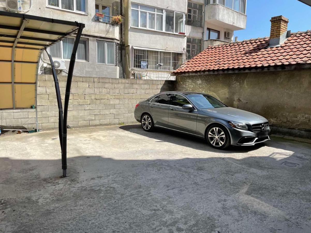 Colibri Central Apartment Varna Exterior photo