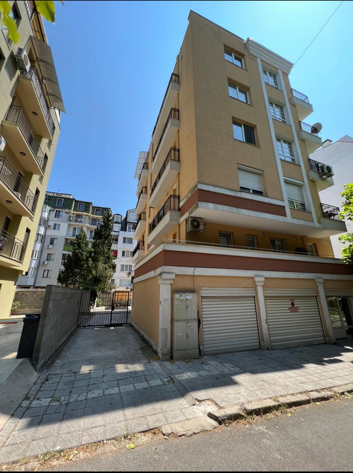 Colibri Central Apartment Varna Exterior photo